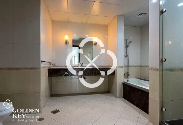 3BR+Maid w/ Balcony and Sea View in Porto Arabia