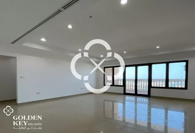 3BR+Maid w/ Balcony and Sea View in Porto Arabia