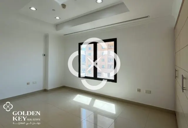 3BR+Maid w/ Balcony and Sea View in Porto Arabia