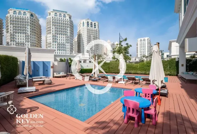 Spacious 6BR Villa | No Commission | Ready to Move