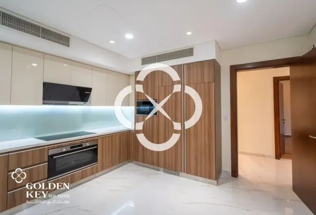 Spacious 6BR Villa | No Commission | Ready to Move