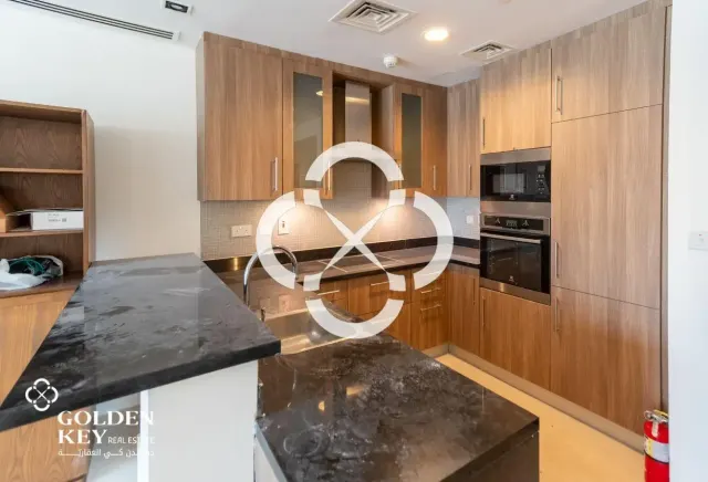 BEACH ACCESS | BILLS INCLUDED | SEMI-FURNISHED