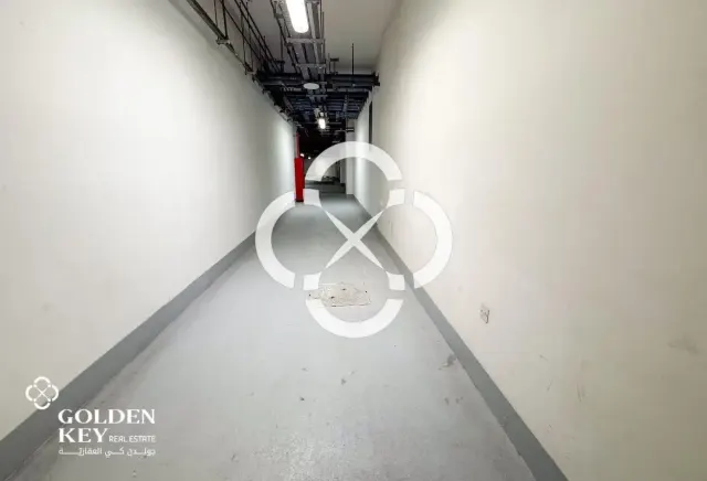 Ready Warehouse with AC for Rent | West Bay - view 3