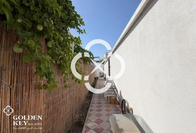 Villa w/ Private Pool 6 BR and Garden in Al Ruwais