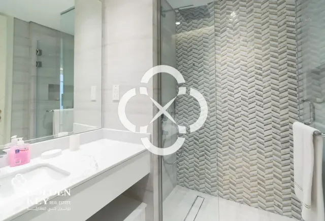 Modern Finishing | Luxury 3 bedroom | High Floor
