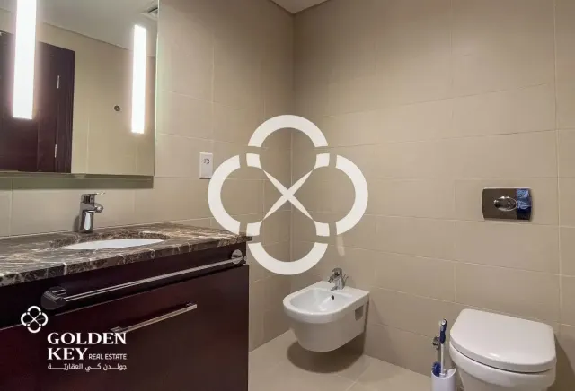 Fully Furnished 2BR with Balcony | Bills Included