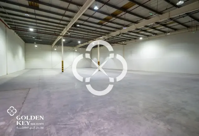 1,600 sqm | Ventilated Warehouse | Umm Salal
