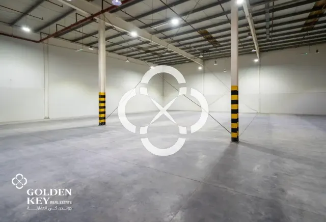 1,600 sqm | Ventilated Warehouse | Umm Salal