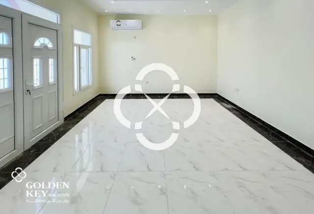 Spacious 4BR Villa with Penthouse | Unfurnished