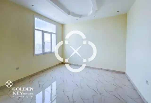 Spacious 4BR Villa with Penthouse | Unfurnished