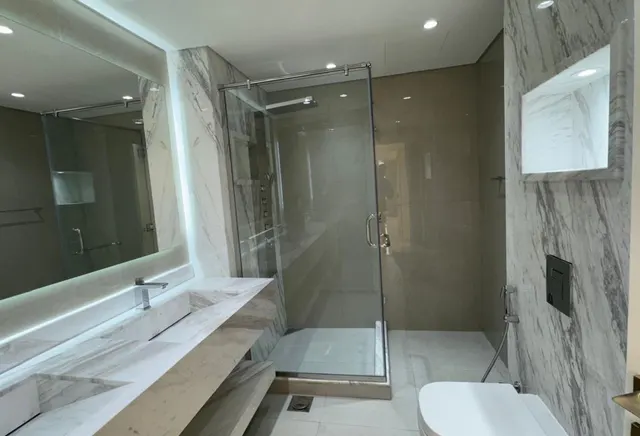Fully Renovated 2BHK | Porto Arabia | For Sale