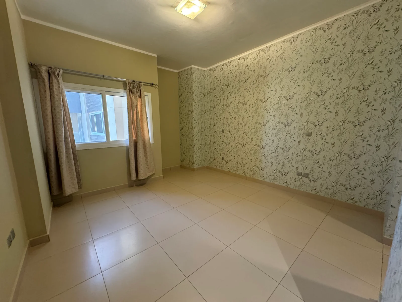 ELEGANT 2BEDROOM PLUS MAID ROOM WITH BALCONY