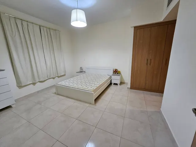 BRAND NEW FURNISHER 1BEDROOM BIG LAYOUT