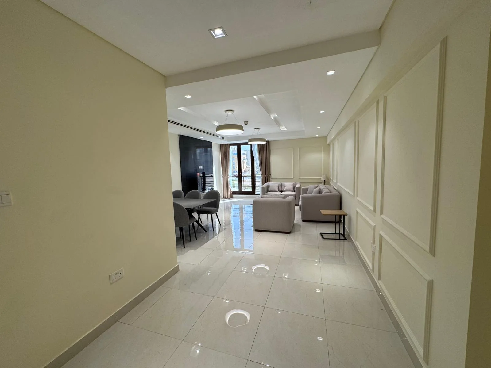 BRAND NEW 1BEDROOM FULLY FURNISHED BIG LAYOUT