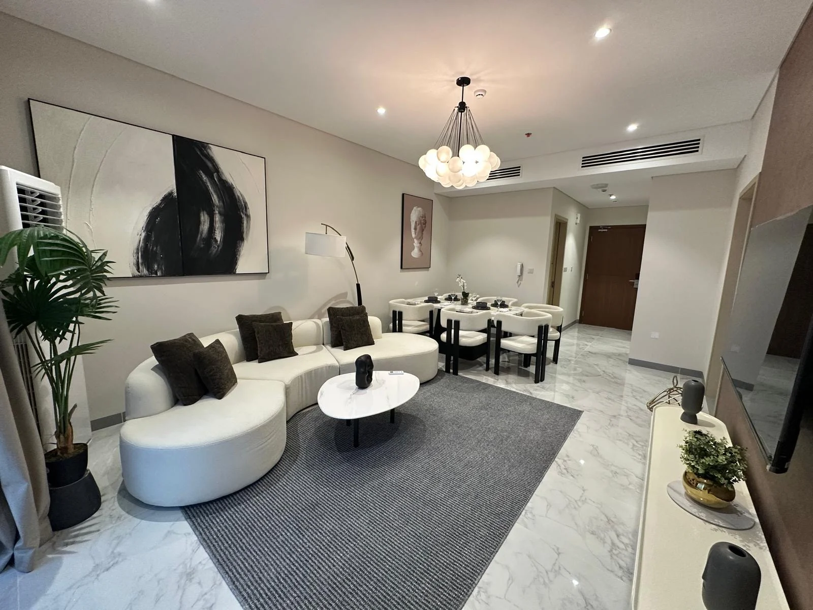 1 BHK FF PAY NOW 7% GET HANDOVER IN FEW MONTHS