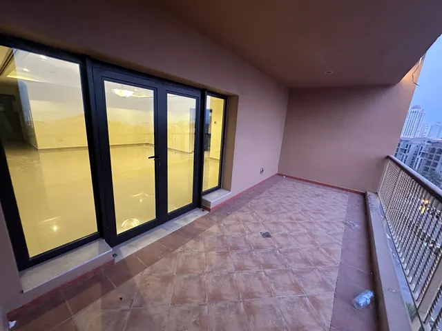 Panoramic Sea View Semi Furnished 2 Bedroom