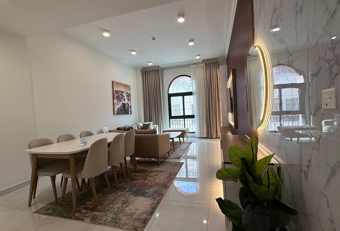 Exclusive Deal Fully Furnished 2BHK Sea Prime loca