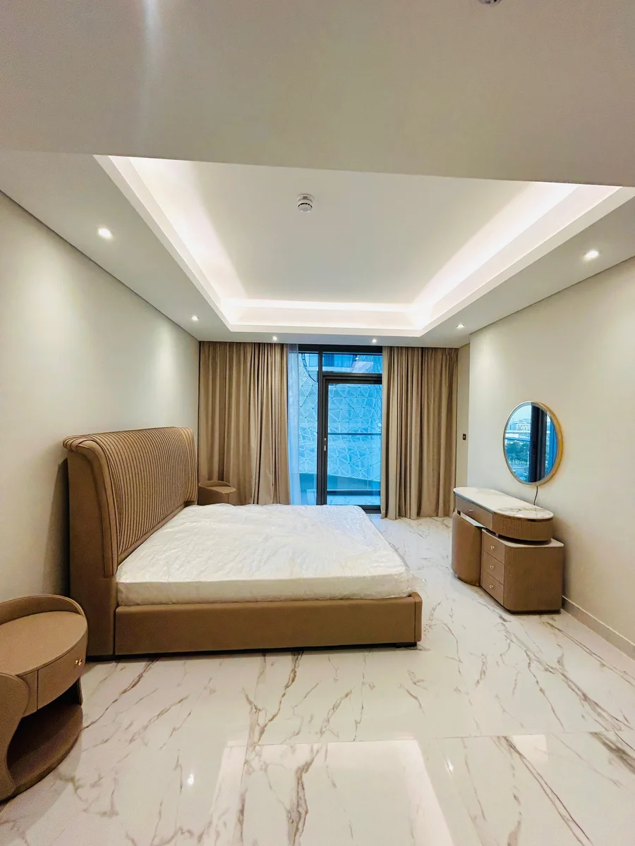 BRAND NEW 2 BEDROOM FULLY FURNISHED WITH BALCONY