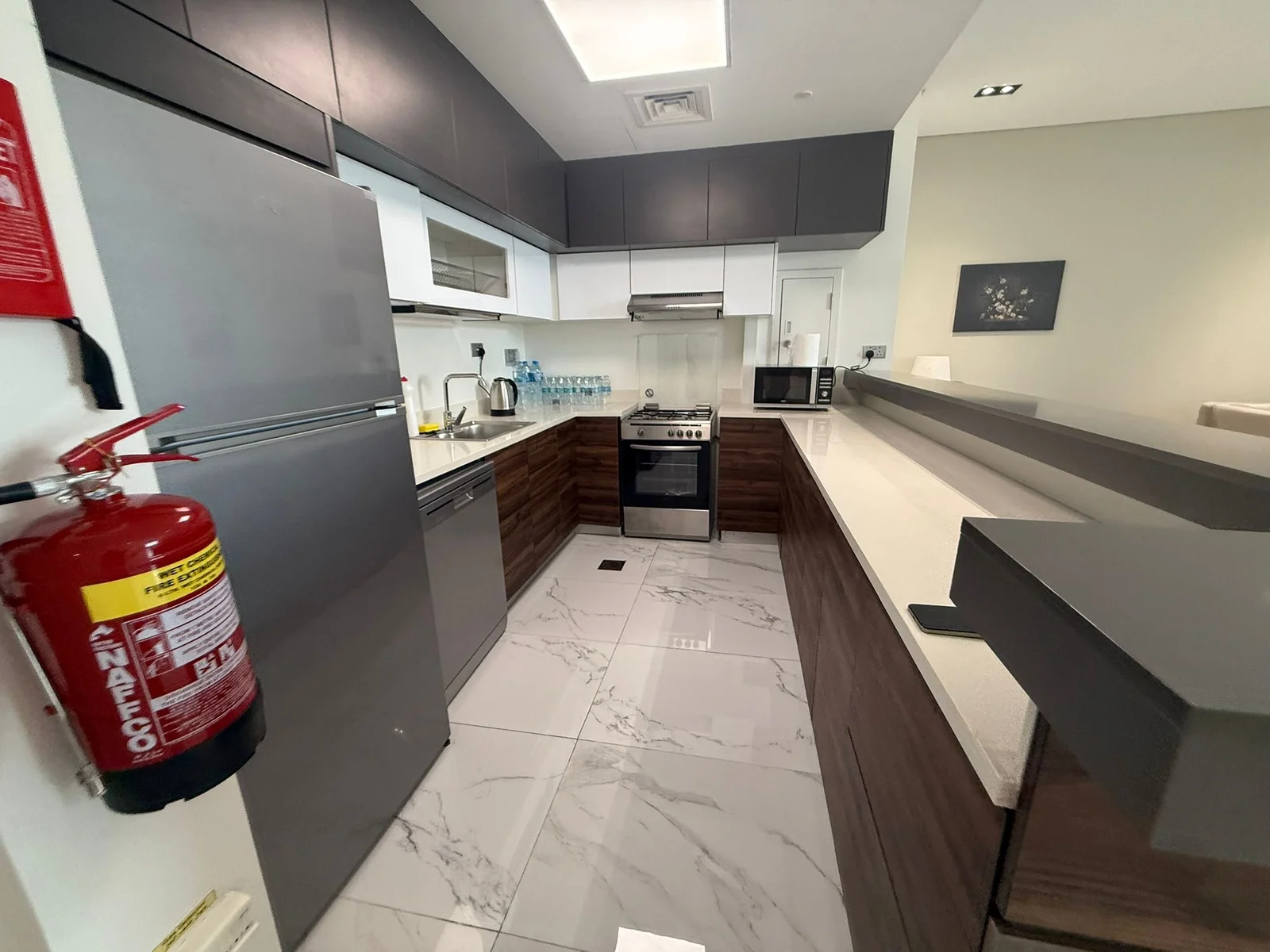 BRAND NEW 2BEDROOM BIG SIZE APARTMENT WITH BALCONY - view 3