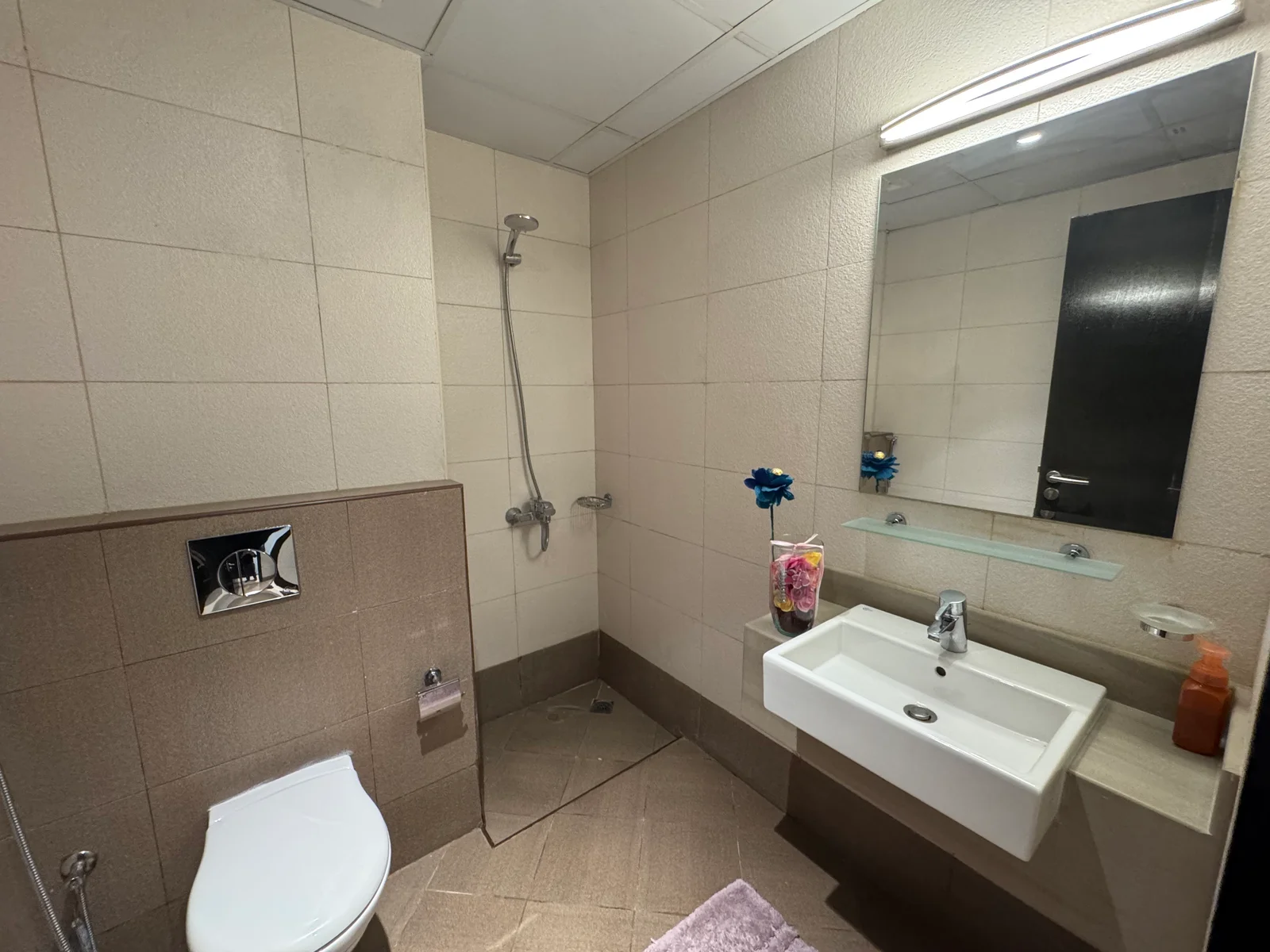 ELEGANT 2BEDROOM PLUS MAID ROOM WITH BALCONY