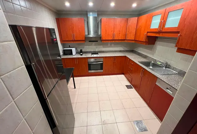 Luxury 1BR | Fully Furnished | Porto Arabia | Bill