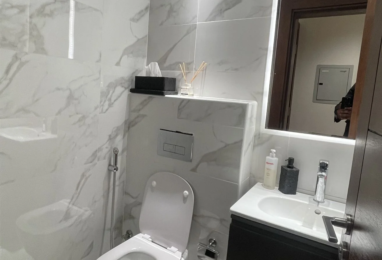LUXURIOUS 1BED APARTMENT WITH BIG SEA VIEW BALCONY