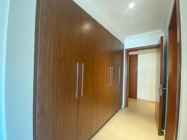 SEMI-FURNISHED 1 + OFFICE | HIGH FLOOR |