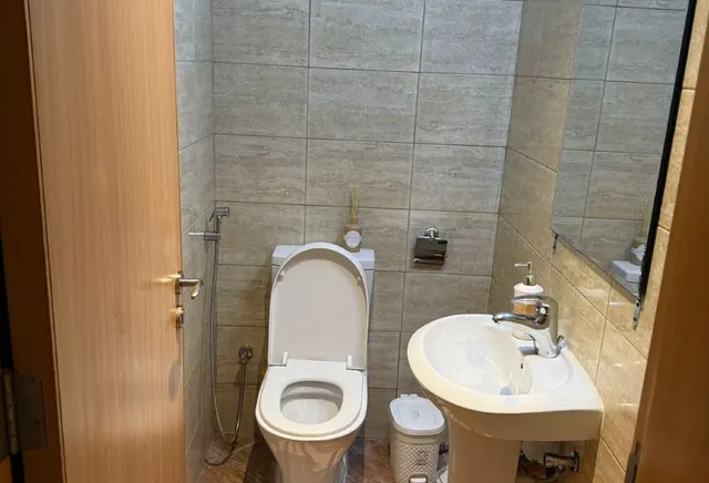 AMAZING 1 BHK FF INCLUDING BILLS NEXT TO TRAM