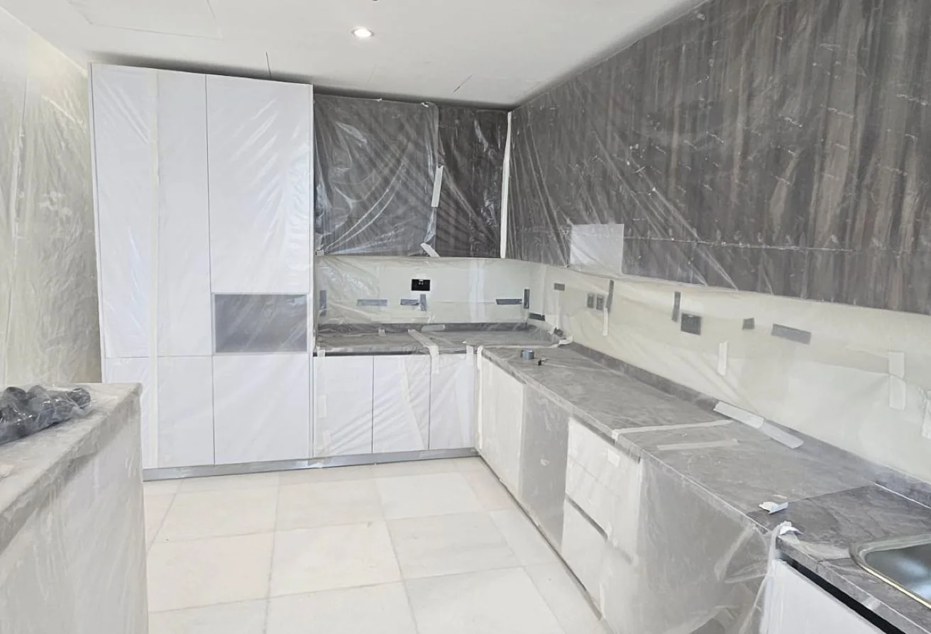 SEA VIEW STDUIO LEASE TO OWN 12000 MONTHLY