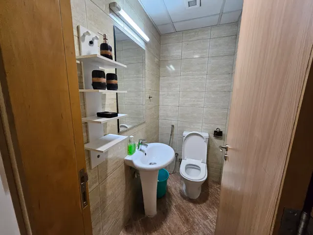 BRAND NEW FURNISHER 1BEDROOM BIG LAYOUT