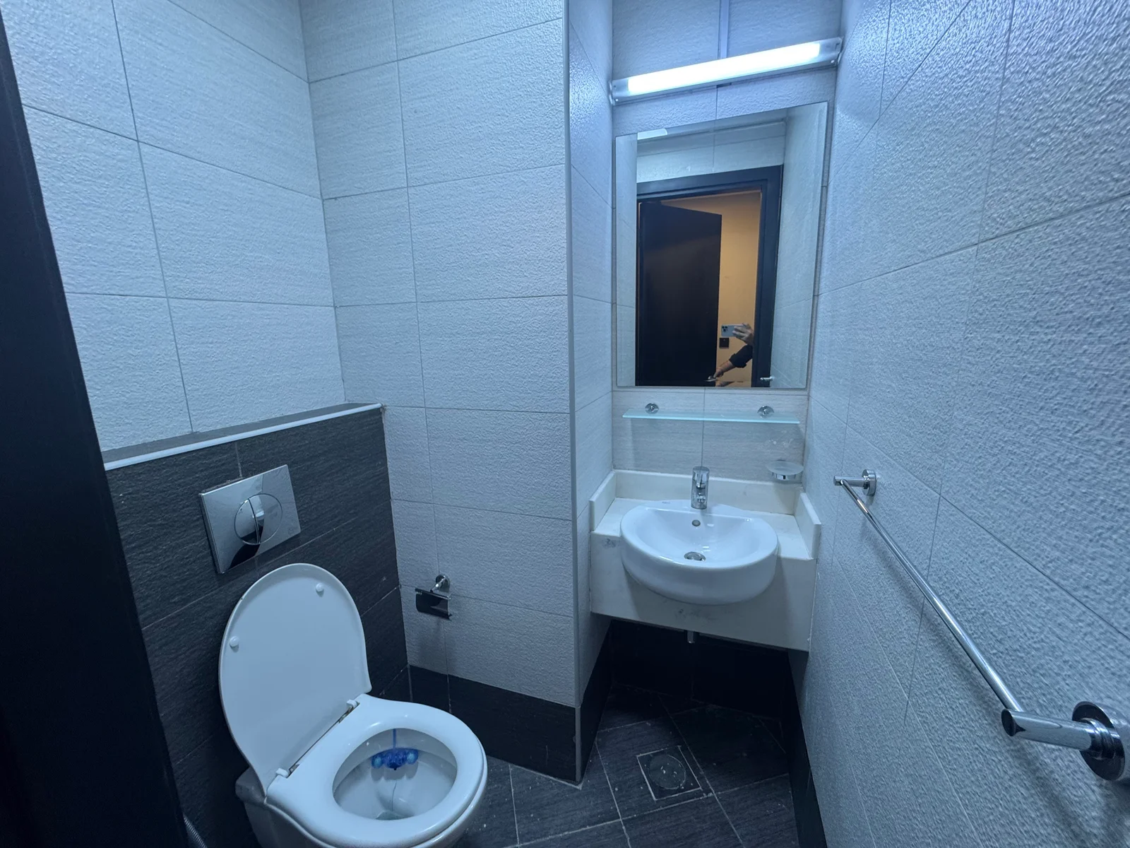 ELEGANT 1BEDROOM FURNITURES APARTMENT