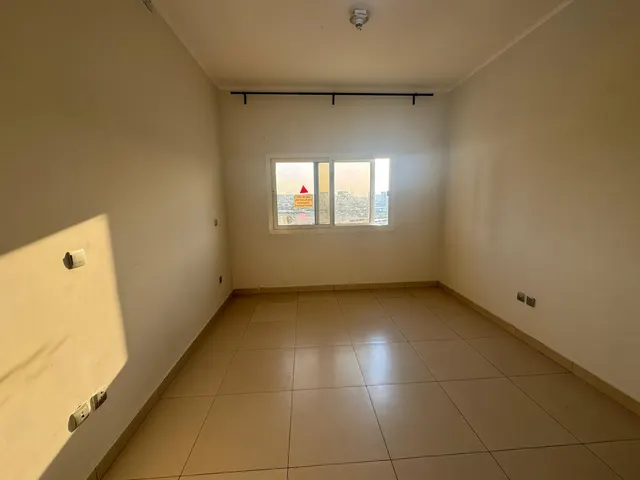 CLASSIC 1BEDROOM SEMI FURNISHED WITH BALCONY