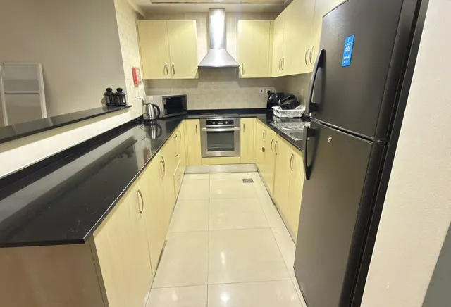 LUXURIOUS STUDIO APARTMENT IN PEARL