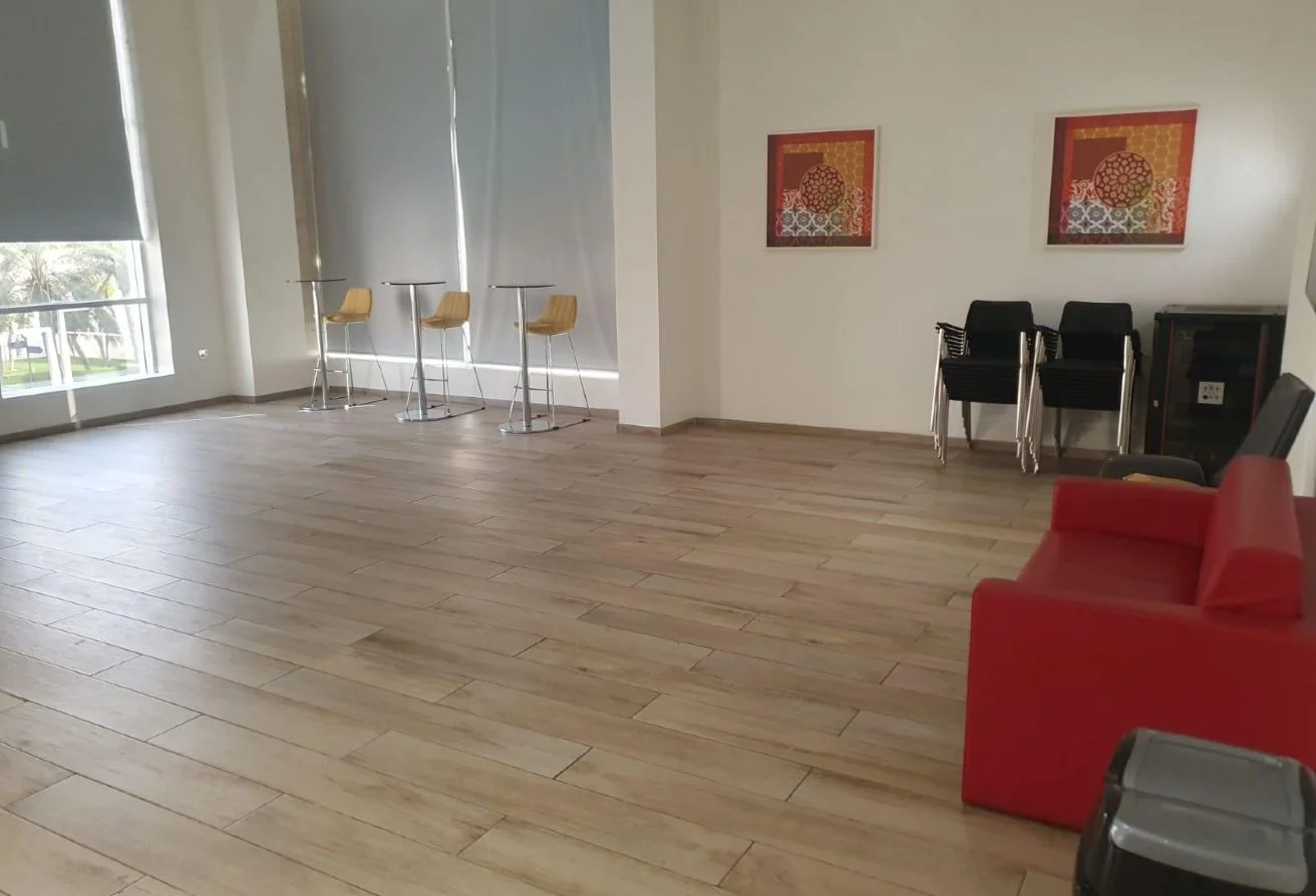 Furnished 2 BDR Apartment in Luxurious Compound