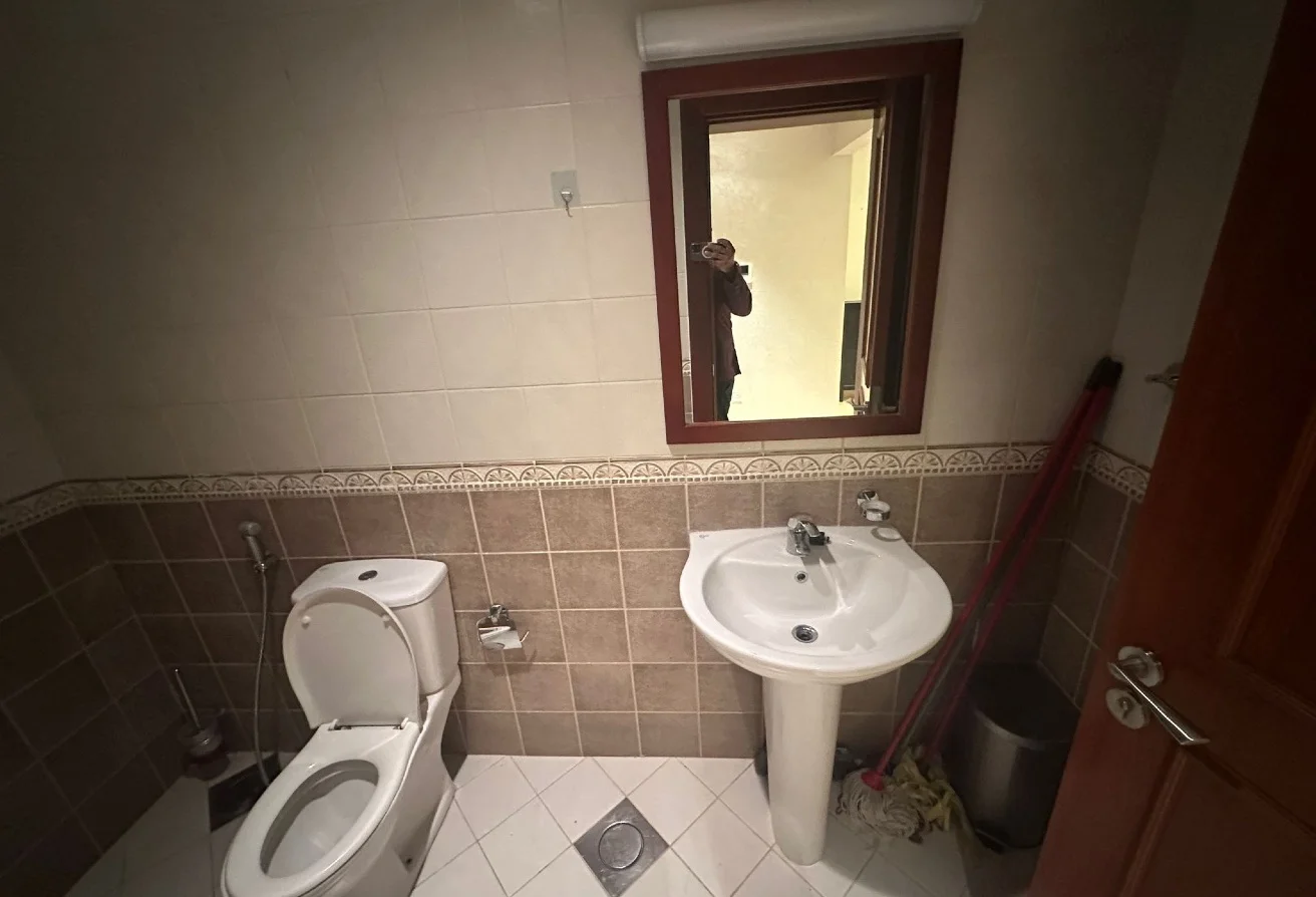 Spacious Fully Furnished 1BHK | MARINA VIEW