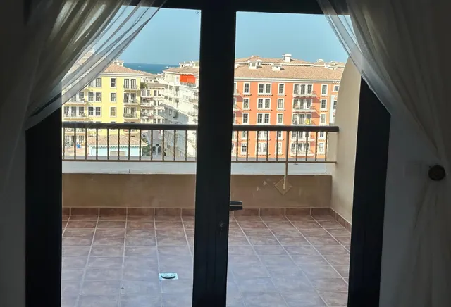 ELEGANT STUDIO FULLY FURNISHED APARTMENT FOR SALE