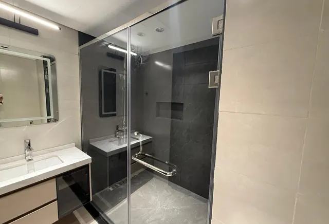 BRAND NEW 1BHK FF PAY 799999QR TAKE HAND OVER - view 3