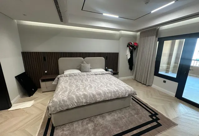 1 Bedroom + Office | Fully Furnished | Renovated |