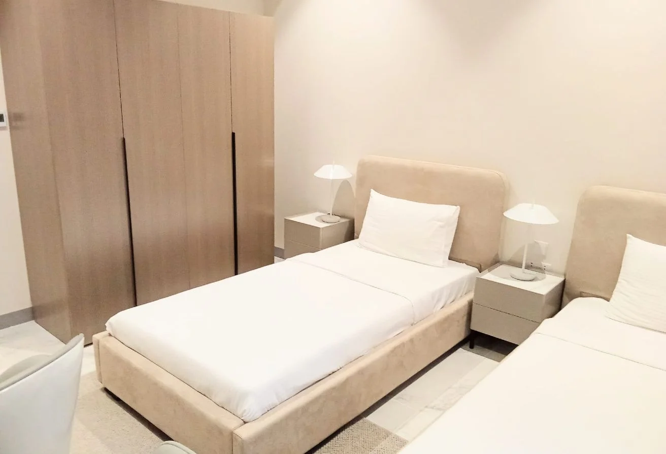 Premium 1BR | | Large 94 SQM Layout | Freehold