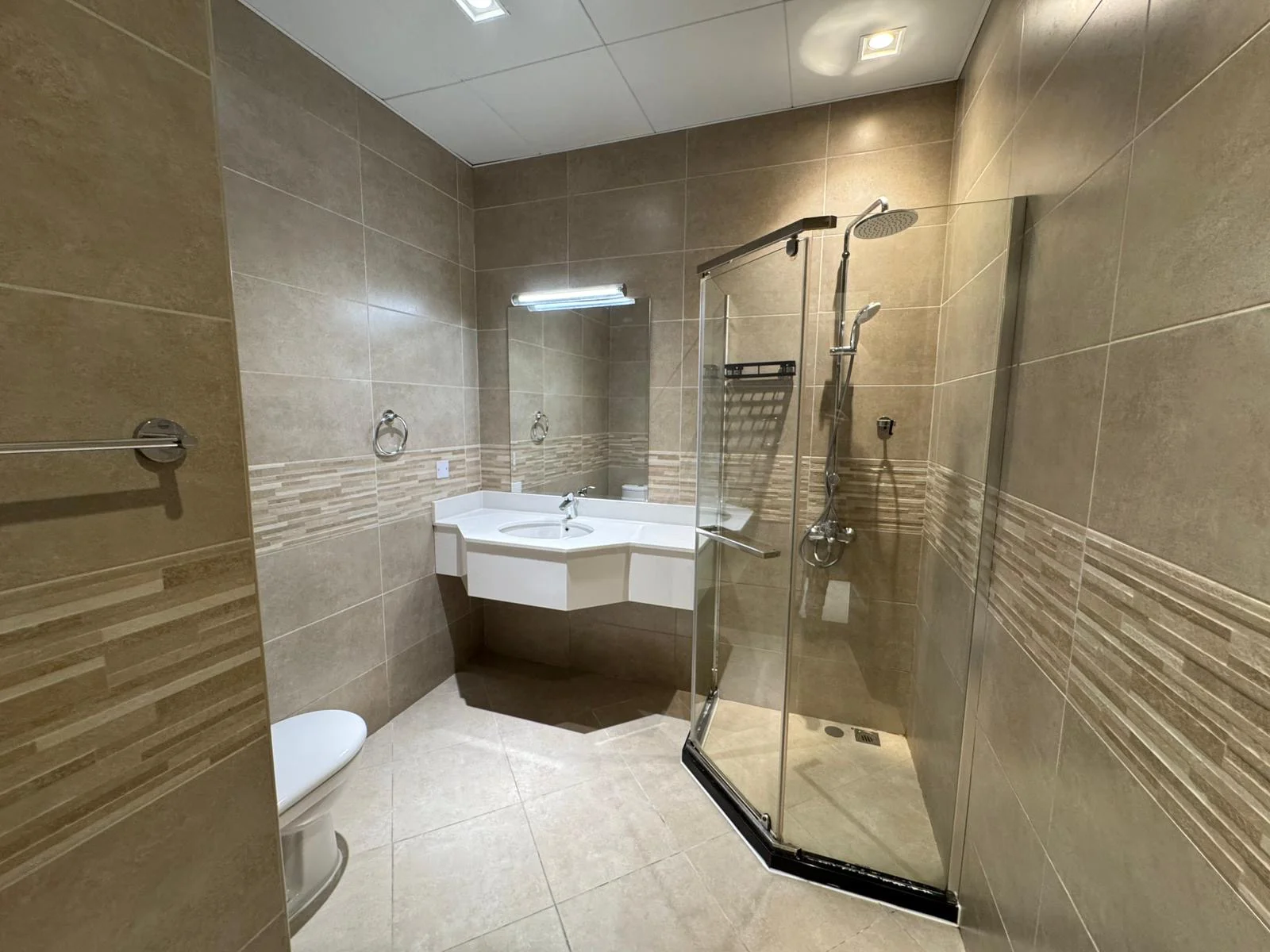 BRAND NEW 3BEDROOM FULLY FURNISHED WITH BIG LAYOUT