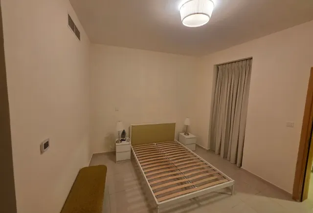 COZY 1 BHK FULLY FURNISHED CLOSE TO TRAMSTATION