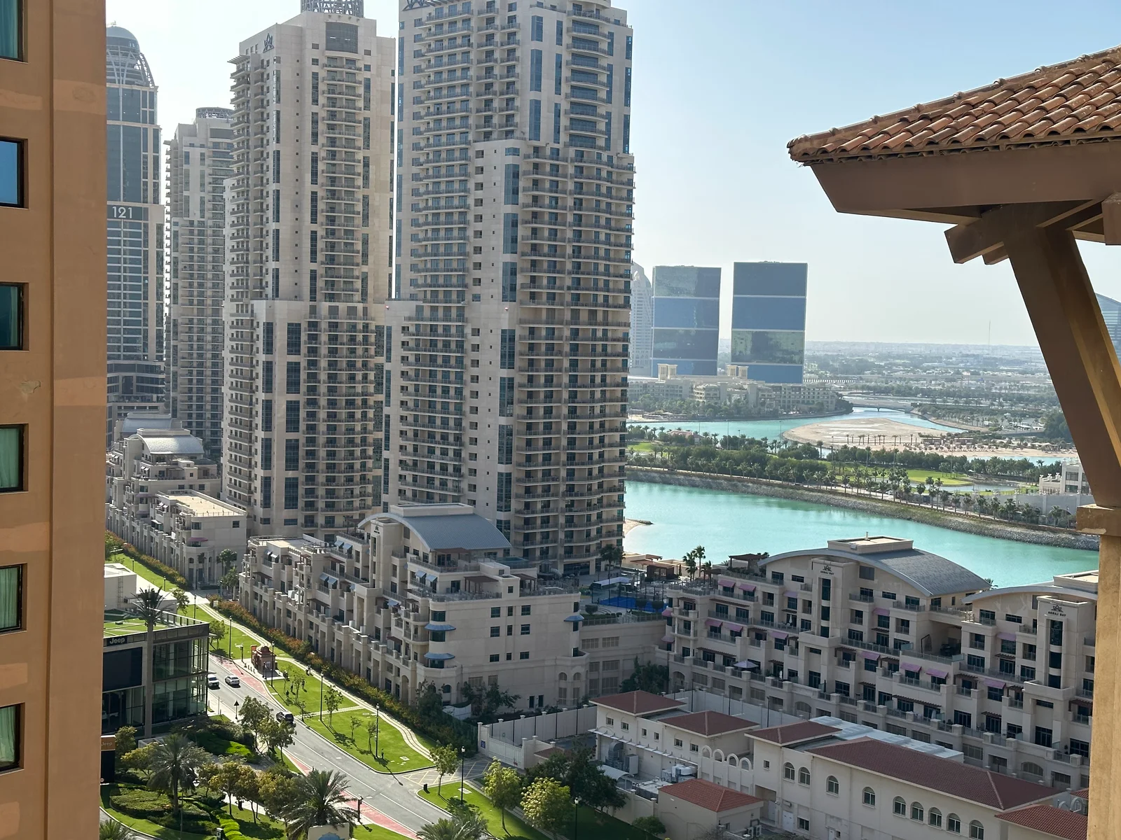 2 Bedroom | Higher Floor | Side Marina View