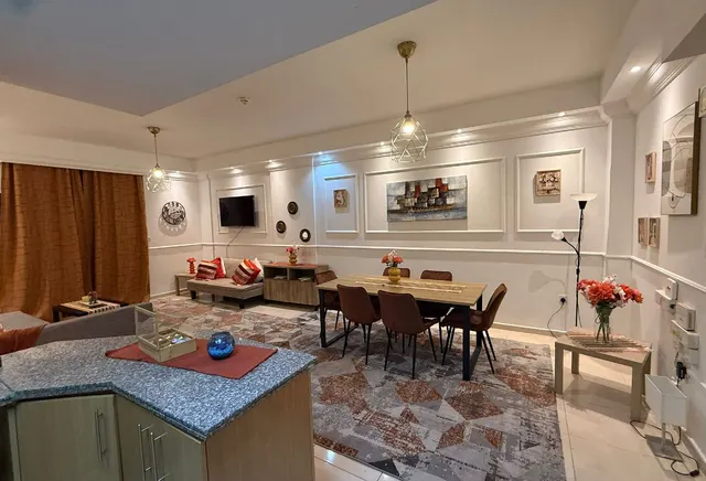 AMAZING 1 BHK FF INCLUDING BILLS NEXT TO TRAM