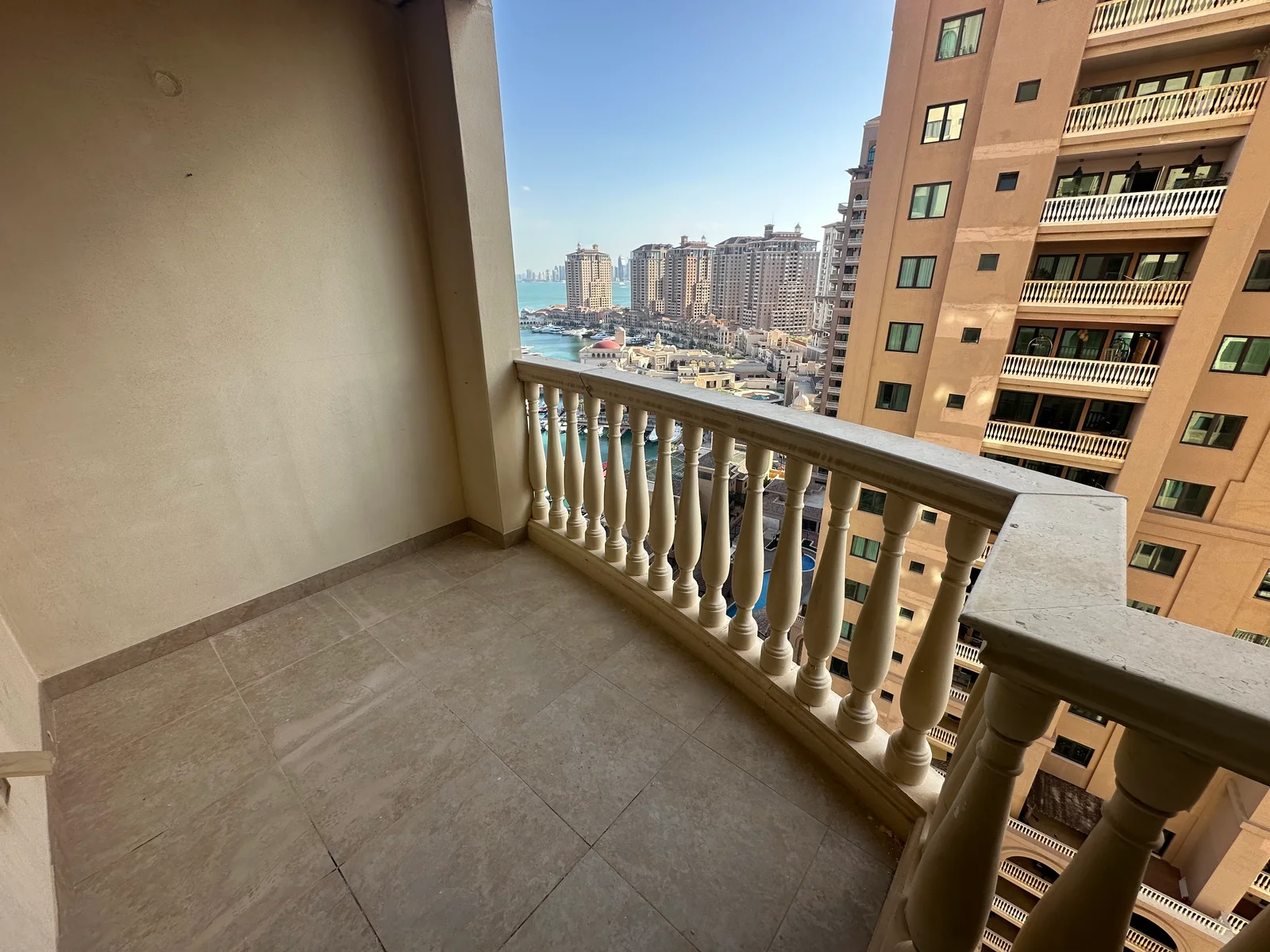 2 Bedroom | Higher Floor | Side Marina View