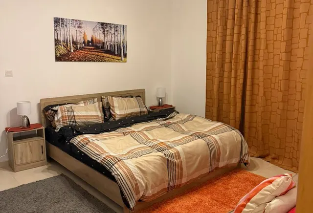 AMAZING 1 BHK FF INCLUDING BILLS NEXT TO TRAM
