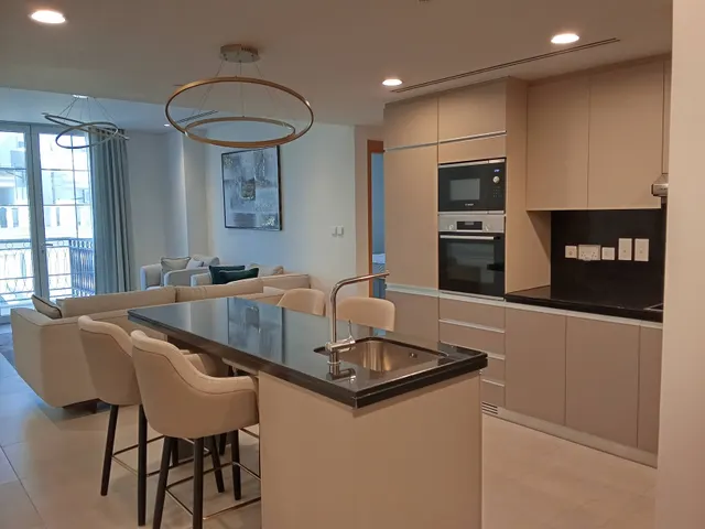Stunning 1BHK for Rent, Floresta, (Bills included)