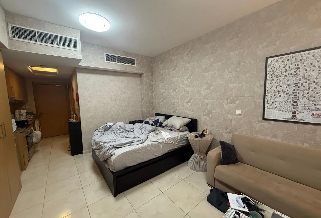 ELEGANT RENTED STUDIO WITH TITLE DEED GOOD FOR RP