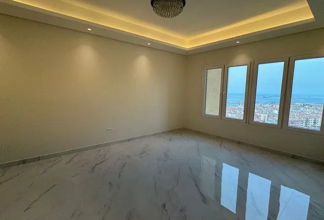Fully Renovated 2BHK | Porto Arabia | For Sale