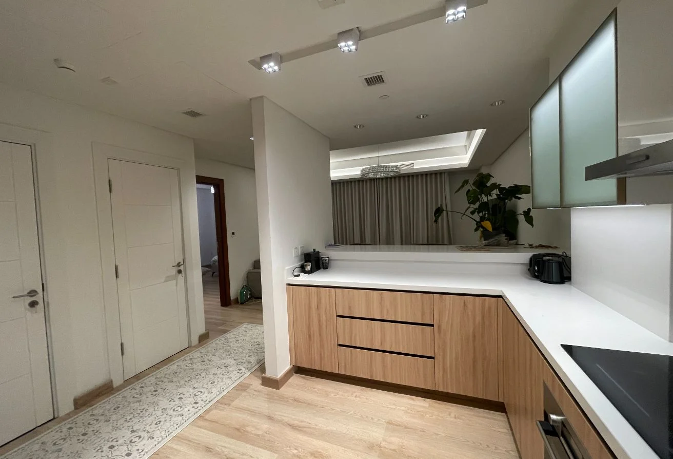 LUXURIOUS 1BED APARTMENT WITH BIG SEA VIEW BALCONY