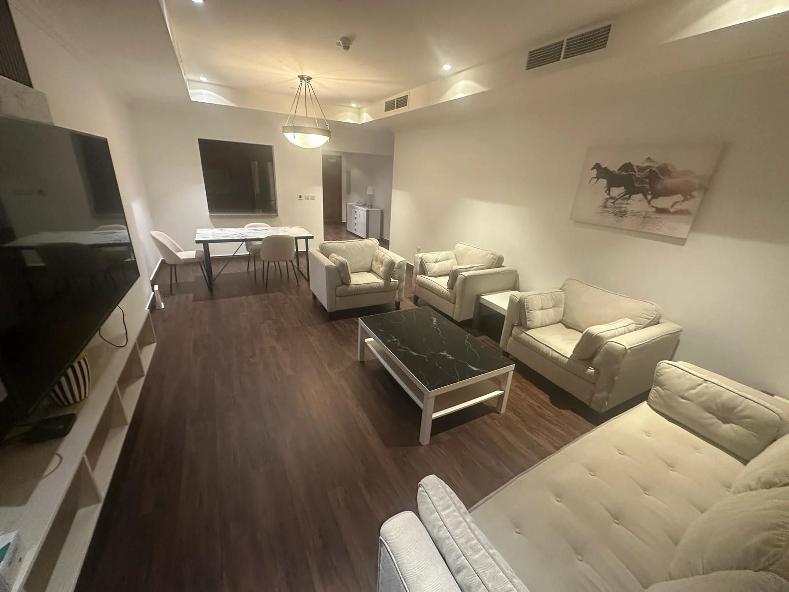 Spacious 1Bhk Furnished Panoramic City View - view 3